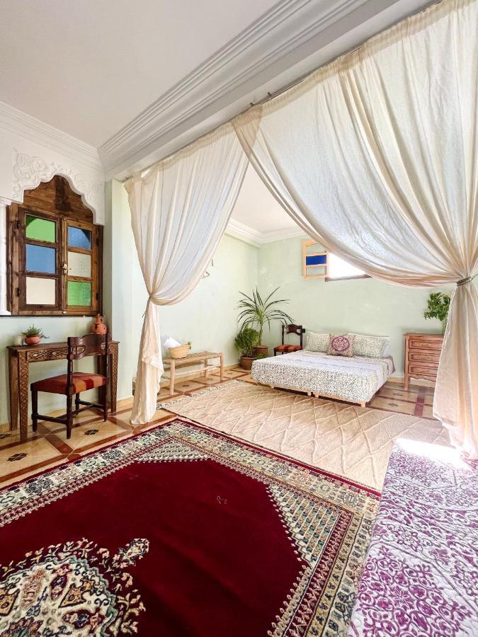 Dar George Tamraght Hotel ภายนอก รูปภาพ