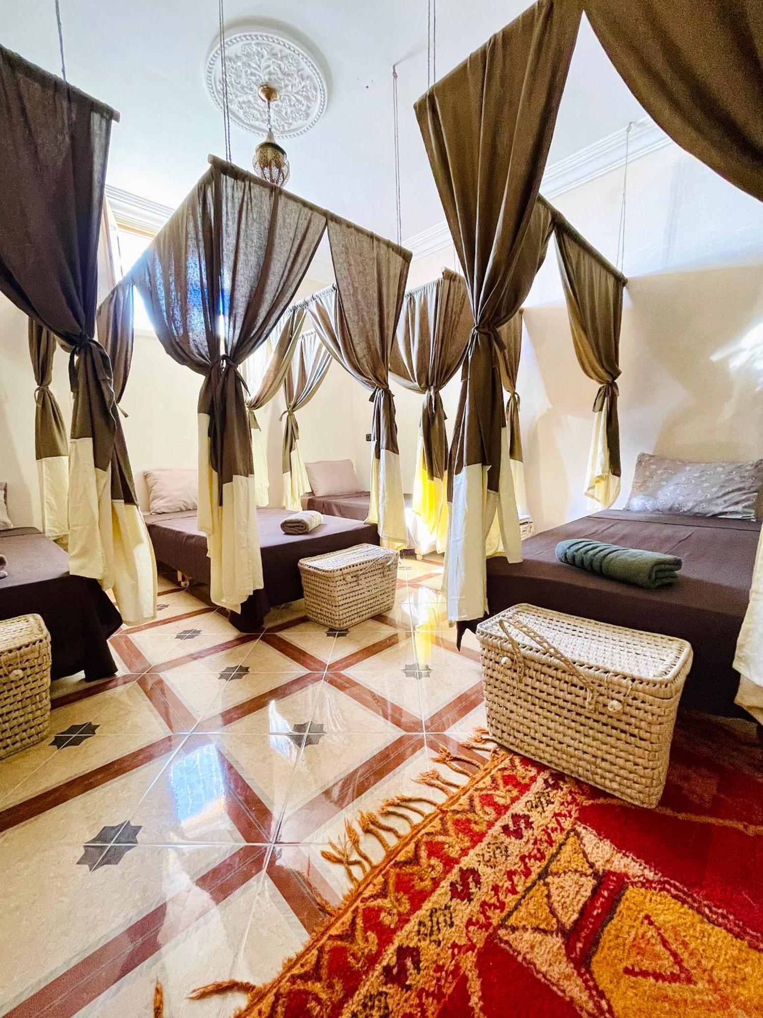 Dar George Tamraght Hotel ภายนอก รูปภาพ